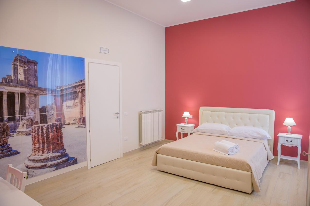 Gleda Rooms Deluxe بومبيي المظهر الخارجي الصورة